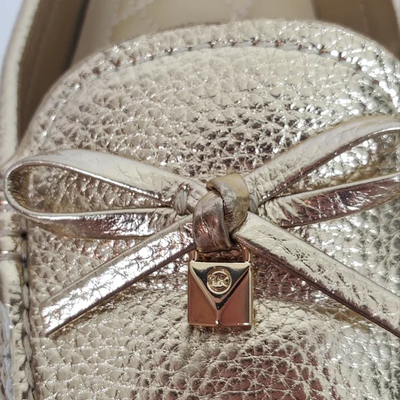 MICHAEL KORS Juliette Loafer Driving Moc Metallic Gold - Picture 9 of 12